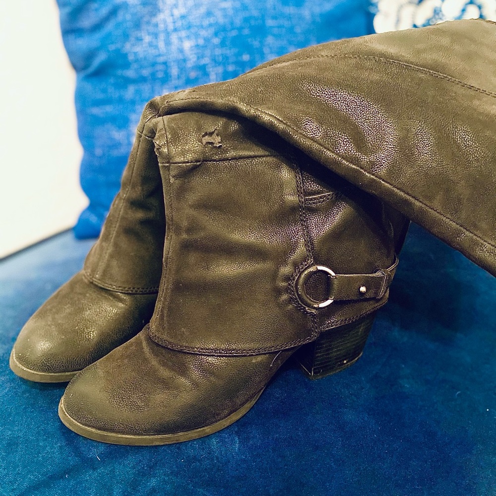 Fergalicious Boots - Picture 2 of 4